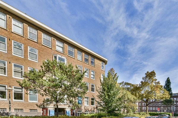 Medium property photo - Adriaan van Bergenstraat 2-3, 1056 JW Amsterdam